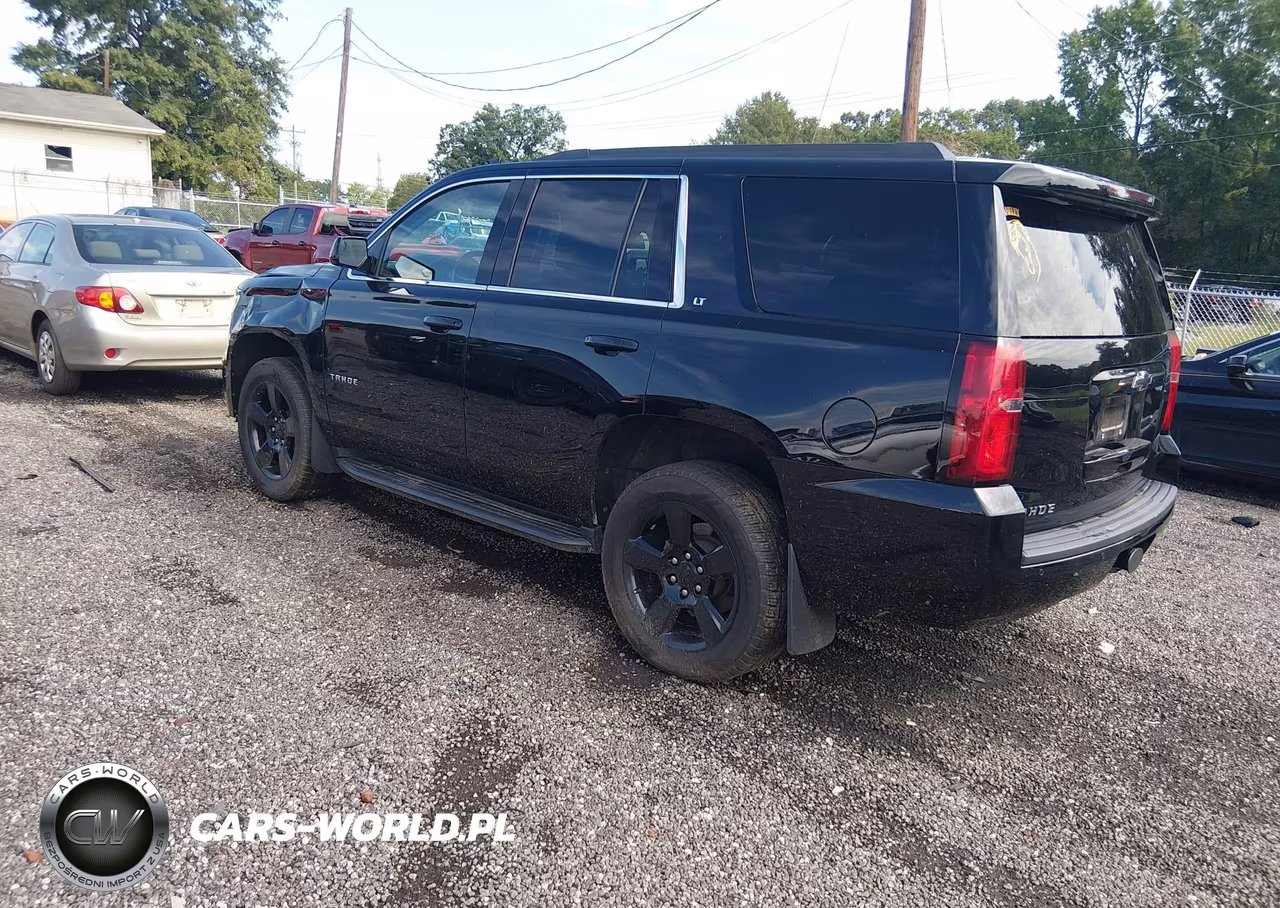 2019 Chevrolet Tahoe Lt VIN:1GNSKBKCXKR267156 - 3