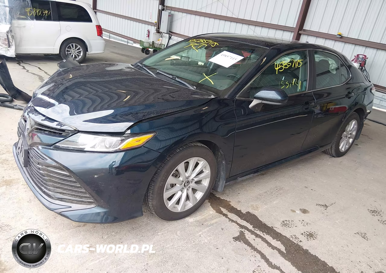 2019 Toyota Camry Le VIN:4T1B11HK4KU731345 - 2