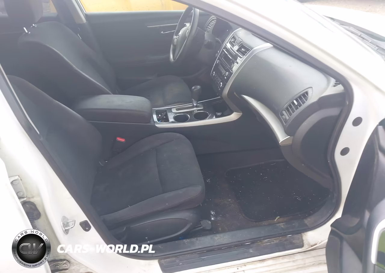 2014 Nissan Altima 2.5 S VIN:1N4AL3AP3EC194723 - 5