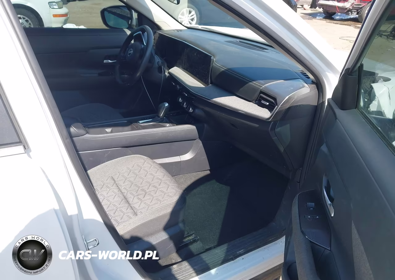2025 Nissan Kicks Sv Fwd VIN:3N8AP6CA0SL303328 - 5