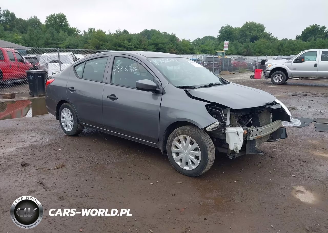 2019 Nissan Versa 1.6 S+
