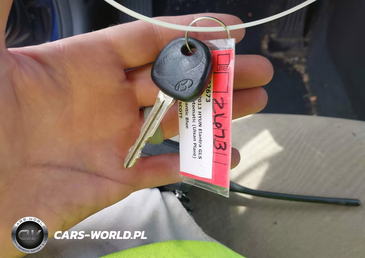2013 Hyundai Elantra Gls VIN:KMHDH4AE5DU778039 - 11