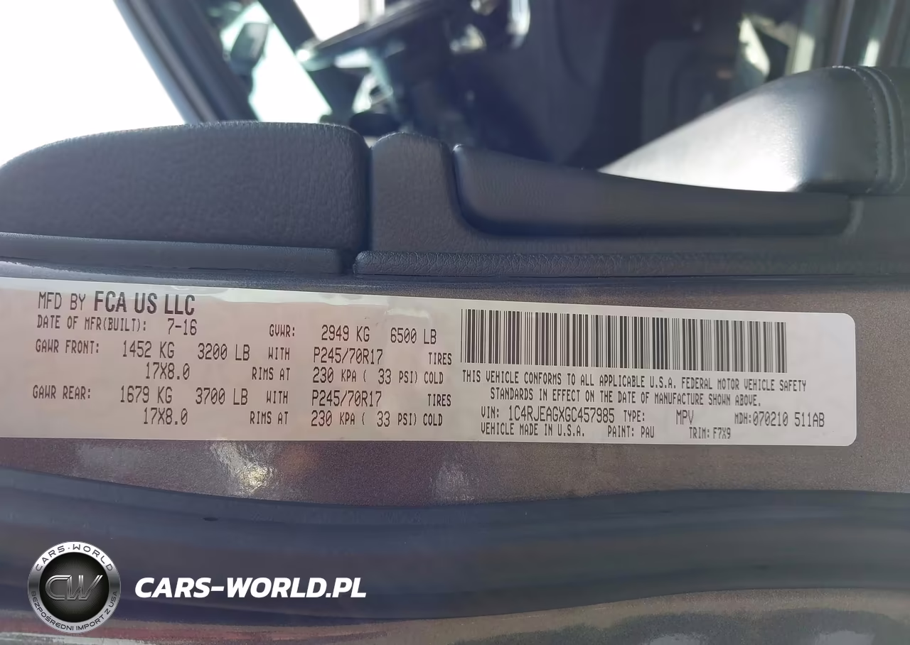 2016 Jeep Grand Cherokee Laredo VIN:1C4RJEAGXGC457985 - 9