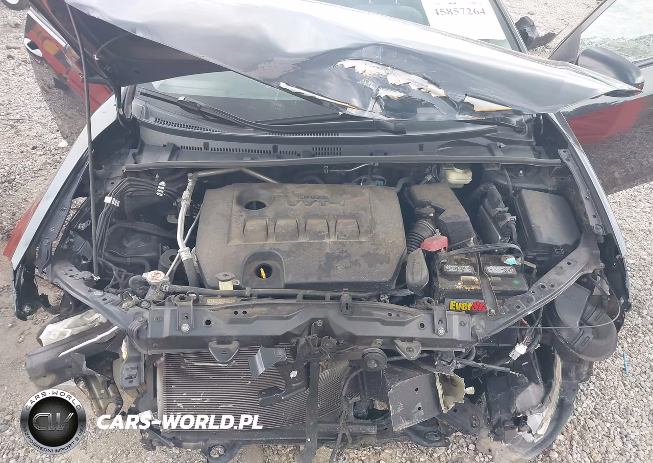 2018 Toyota Corolla Le VIN:5YFBURHE0JP813864 - 10