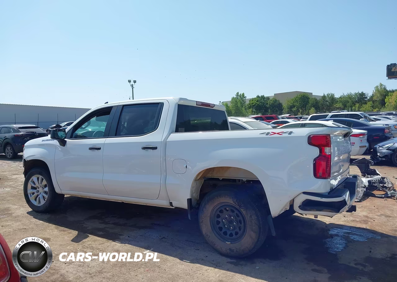 2022 Chevrolet Silverado 1500 4Wd Short Bed Custom VIN:1GCPDBEK9NZ609454 - 15