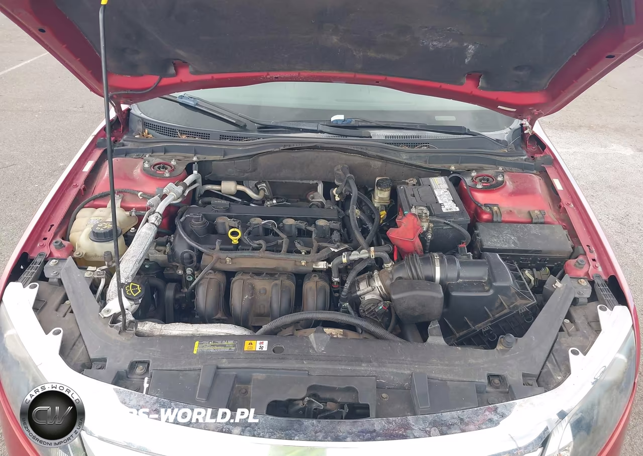 2010 Ford Fusion S VIN:3FAHP0GA3AR430822 - 10