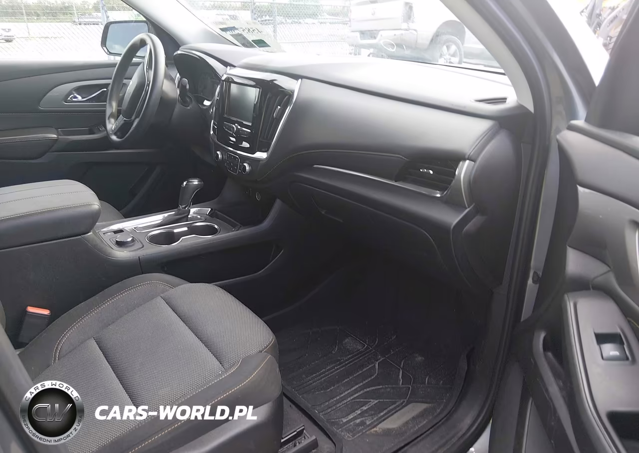 2019 Chevrolet Traverse Ls VIN:1GNERFKW9KJ119041 - 5