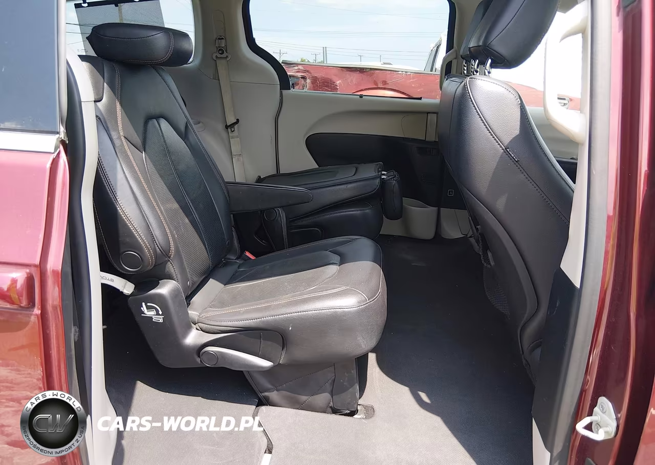 2018 Chrysler Pacifica Touring L VIN:2C4RC1BG3JR144180 - 8