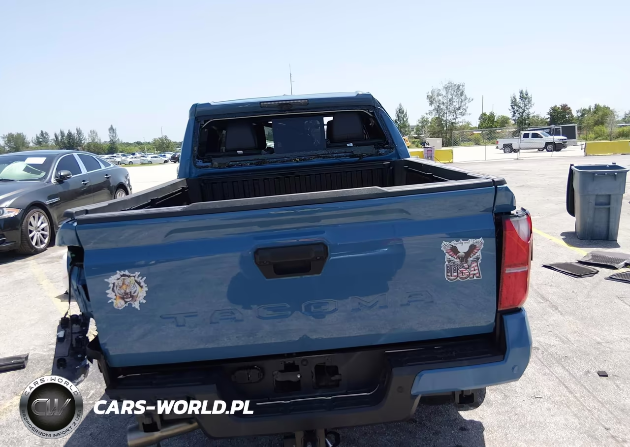 2026 Toyota Tacoma VIN:3TMKB5FN6TM068825 - 17