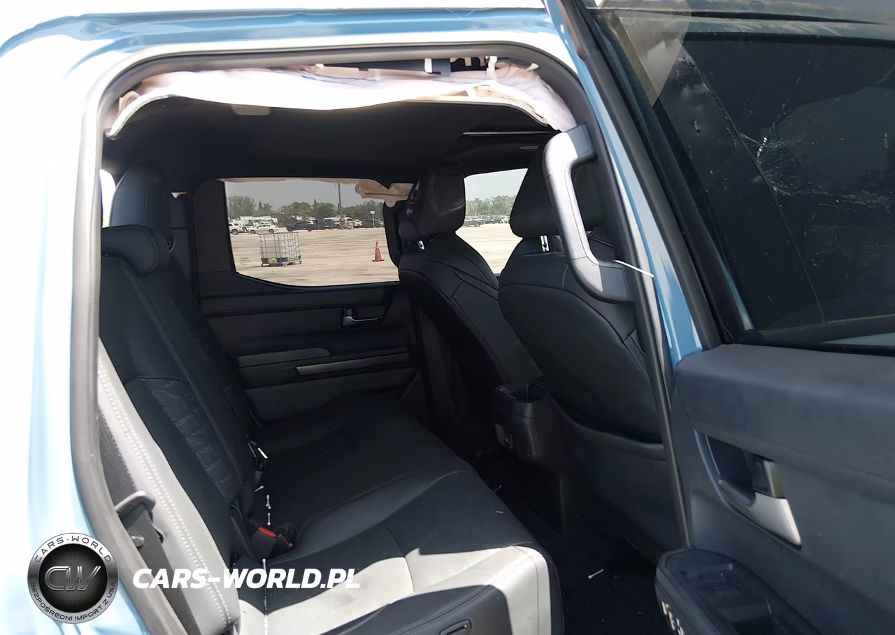 2026 Toyota Tacoma VIN:3TMKB5FN6TM068825 - 8