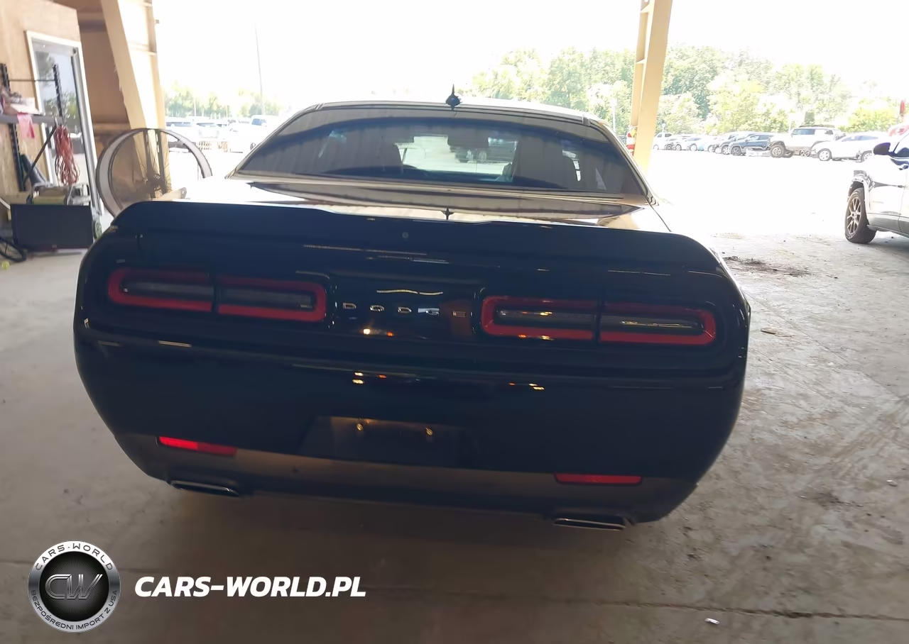 2020 Dodge Challenger Sxt VIN:2C3CDZAG3LH199146 - 17