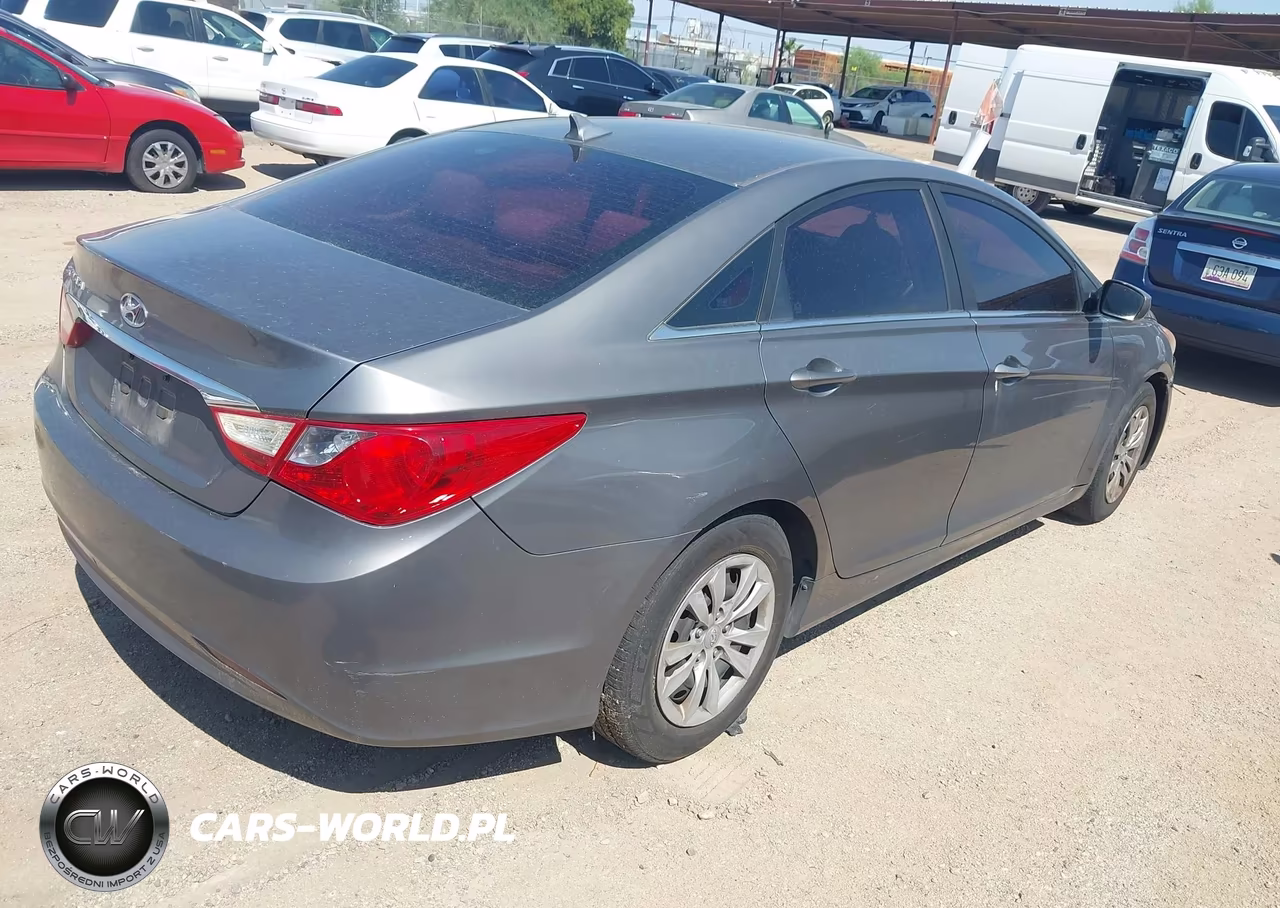 2011 Hyundai Sonata Gls VIN:5NPEB4AC2BH076096 - 4