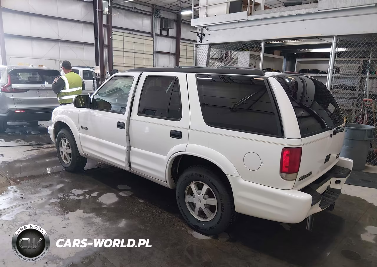 1999 Oldsmobile Bravada VIN:1GHDT13W0X2711415 - 3