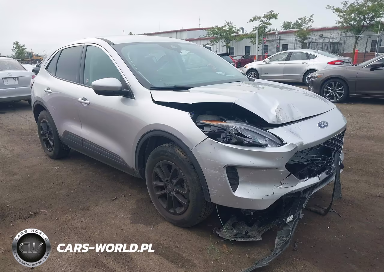 2020 Ford Escape Se