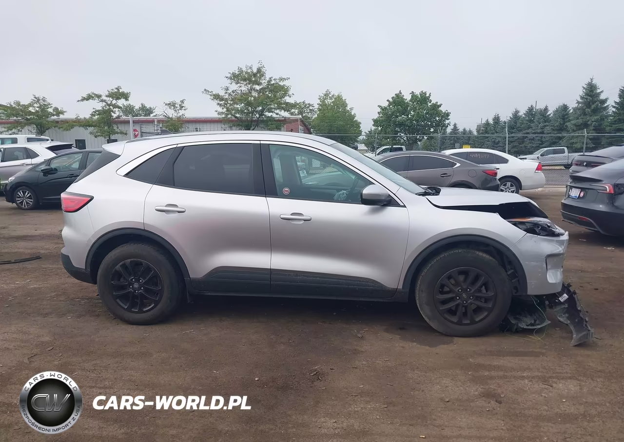 2020 Ford Escape Se VIN:1FMCU9G64LUC72026 - 13