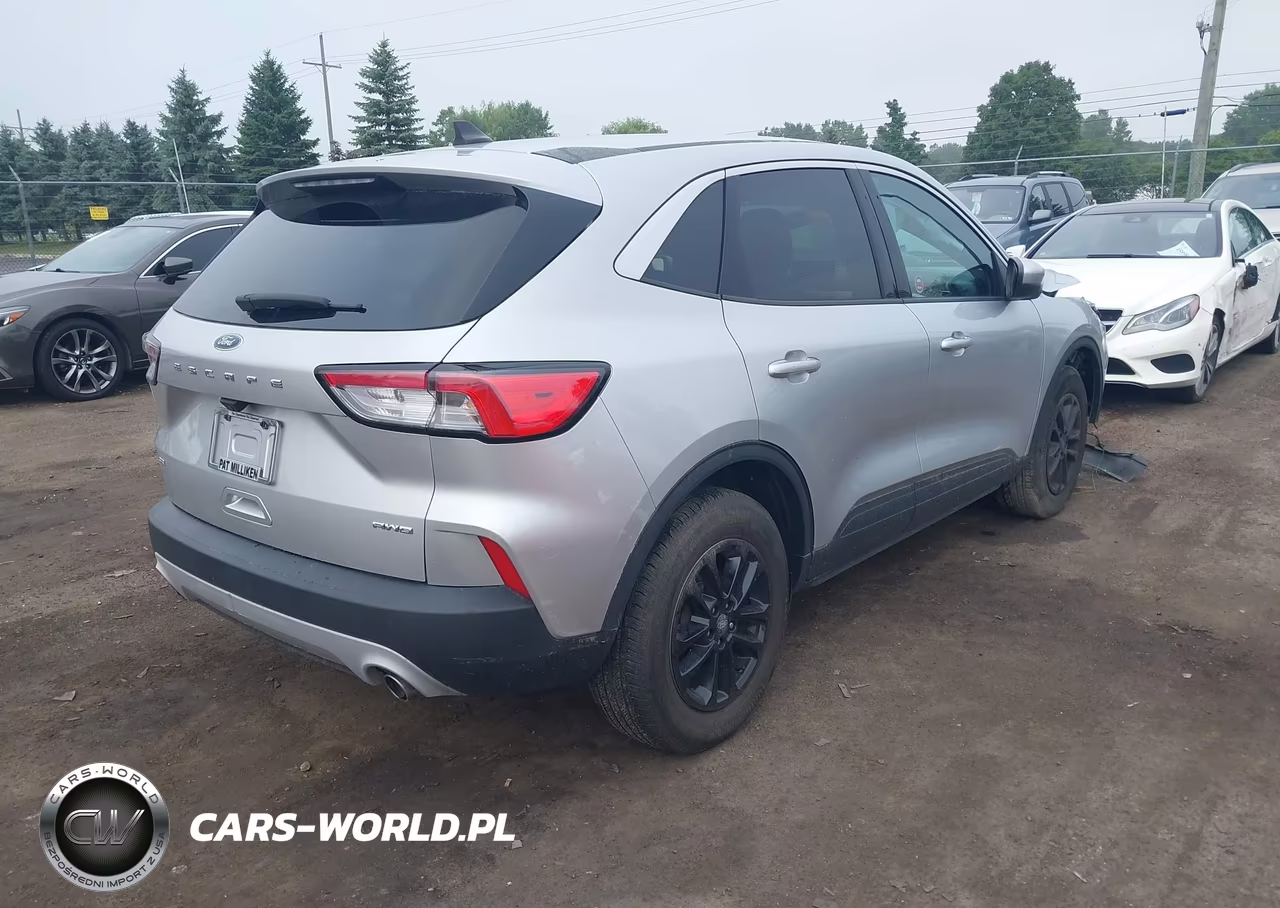 2020 Ford Escape Se VIN:1FMCU9G64LUC72026 - 4