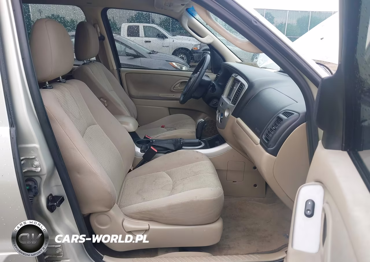 2005 Mazda Tribute S VIN:4F2CZ04195KM60825 - 5