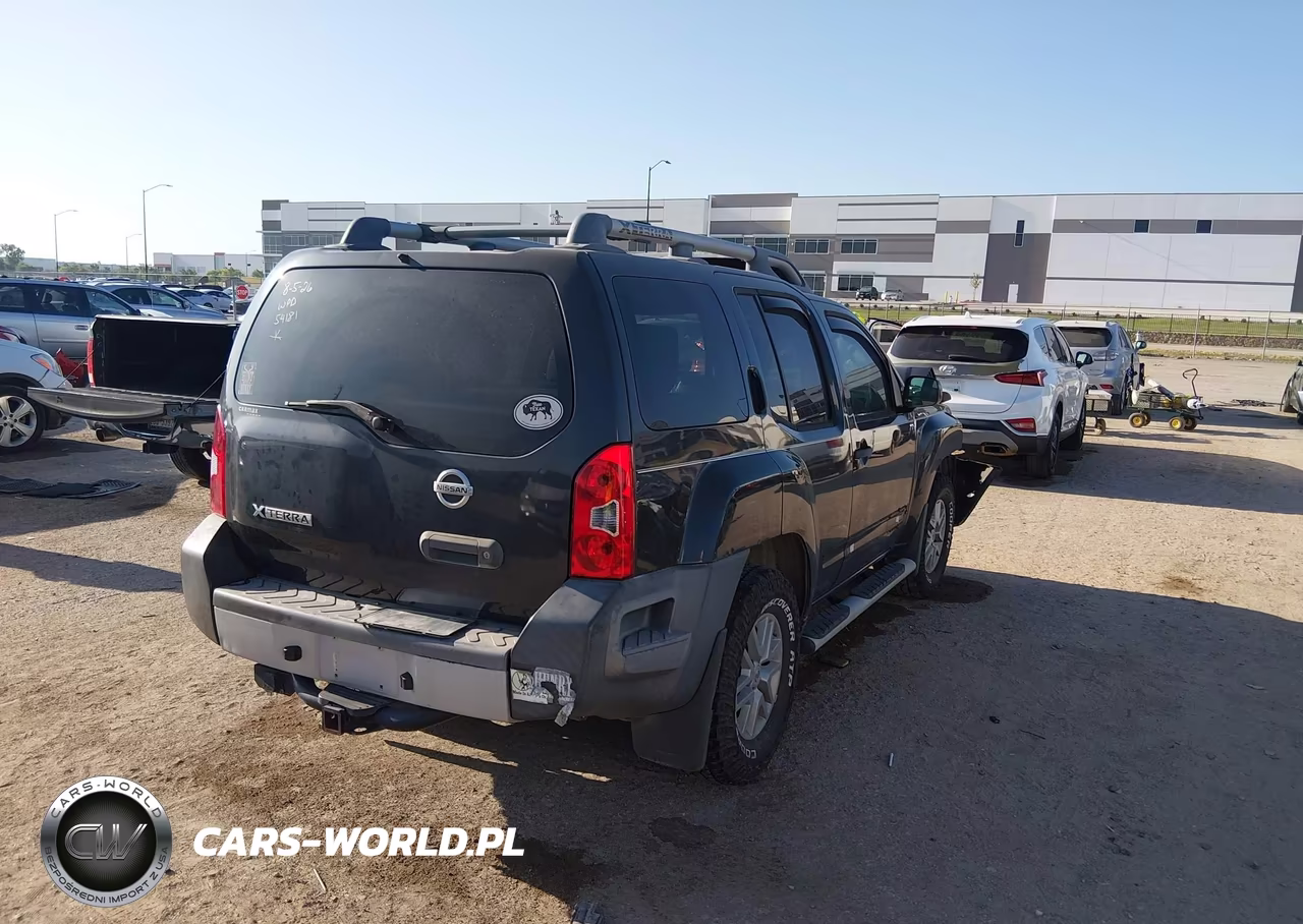 2015 Nissan Xterra S VIN:5N1AN0NU1FN666261 - 4