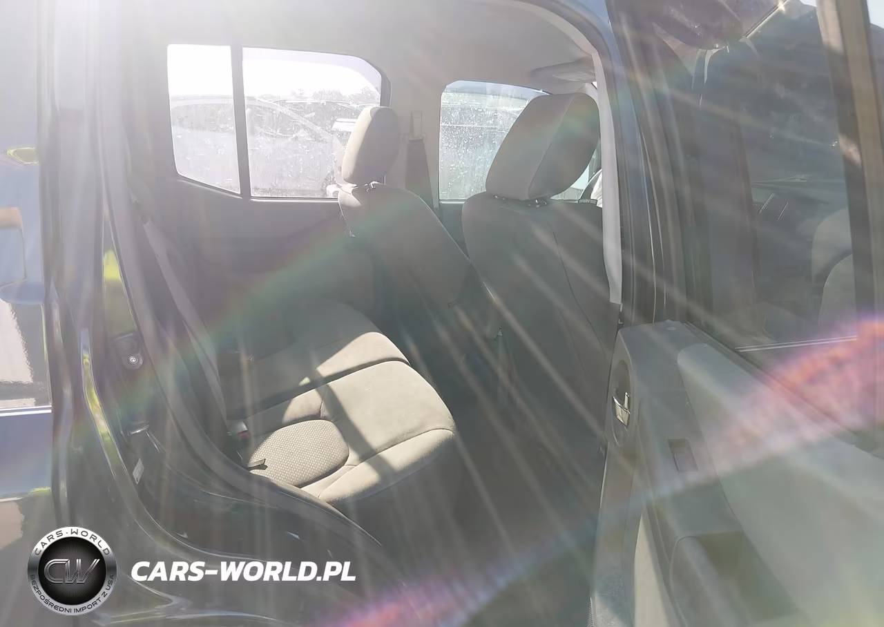 2015 Nissan Xterra S VIN:5N1AN0NU1FN666261 - 8