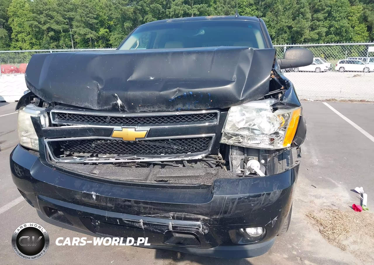 2007 Chevrolet Tahoe C1500 VIN:1GNFC13037J335459 - 12