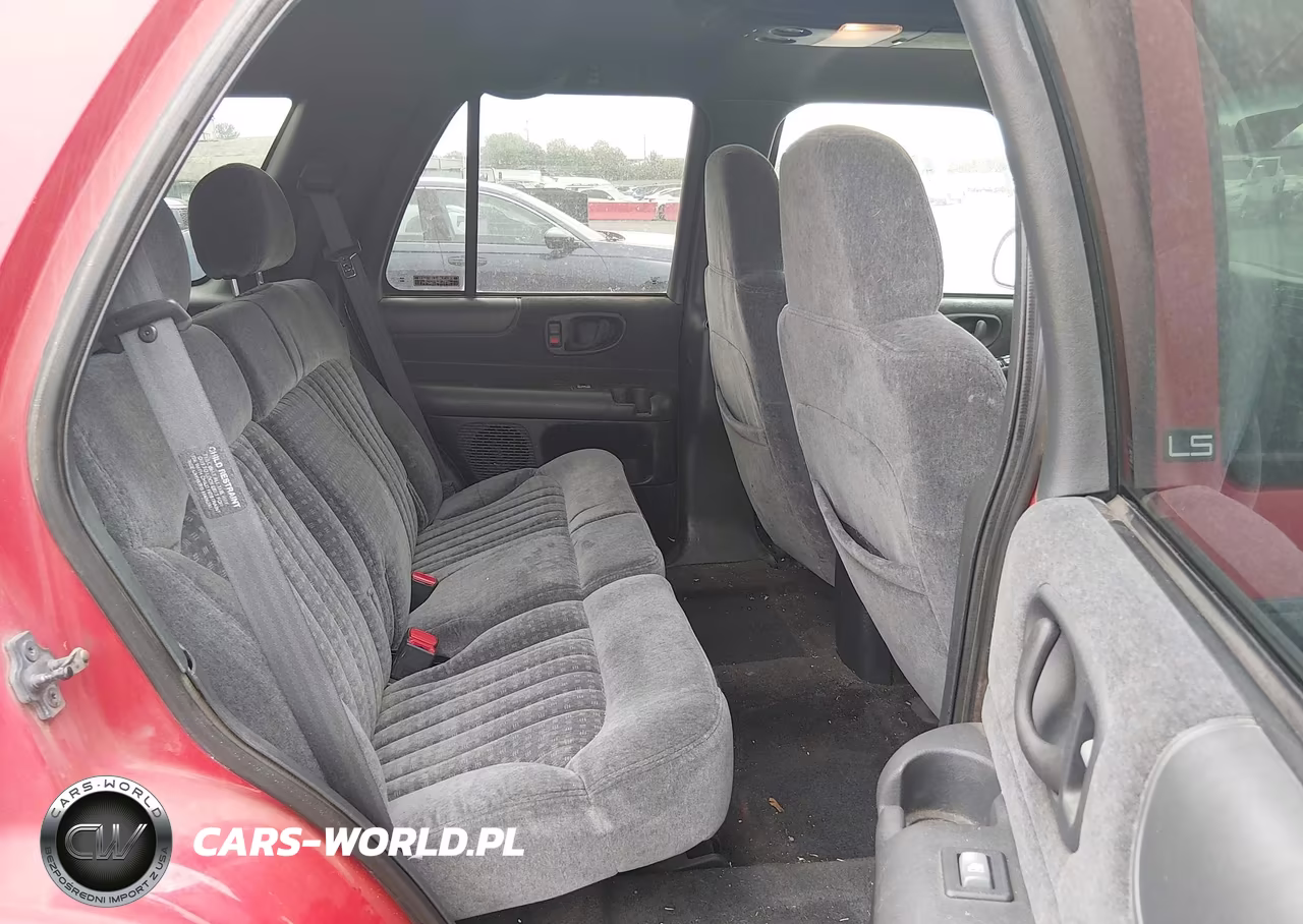 2000 Chevrolet Blazer Ls VIN:1GNDT13WXY2404039 - 8