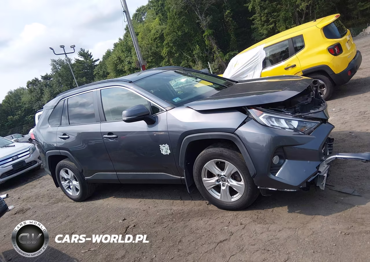 2020 Toyota Rav4 Xle VIN:JTMP1RFV2LD530762 - 13