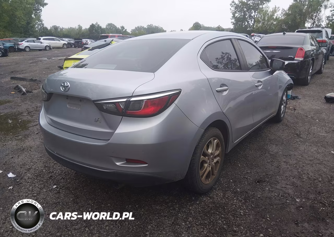 2017 Toyota Yaris Ia VIN:3MYDLBYV4HY154976 - 4