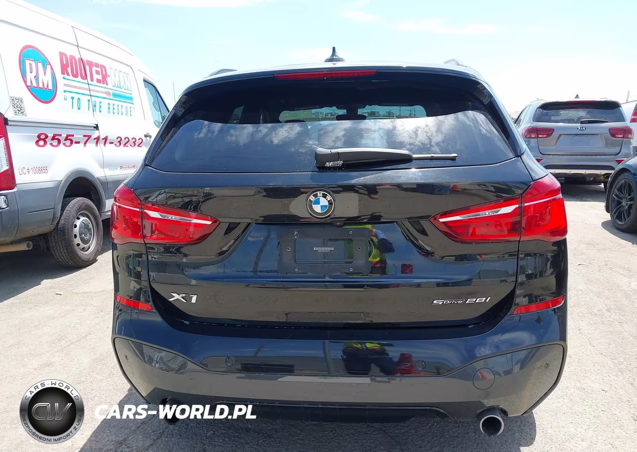 2018 BMW X1 Sdrive28I VIN:WBXHU7C39J5L05770 - 16