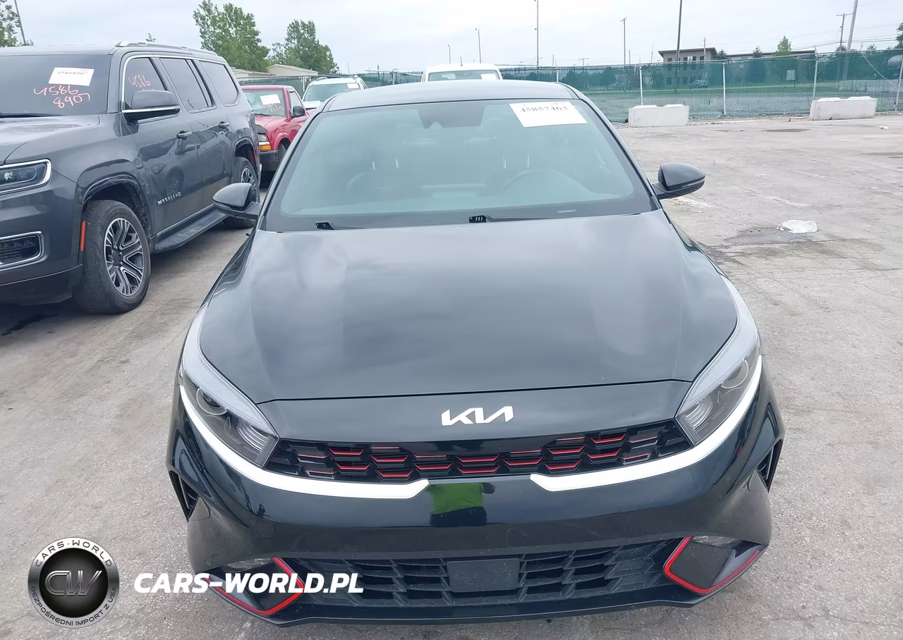 2024 Kia Forte Gt-Line VIN:3KPF54AD2RE764912 - 12