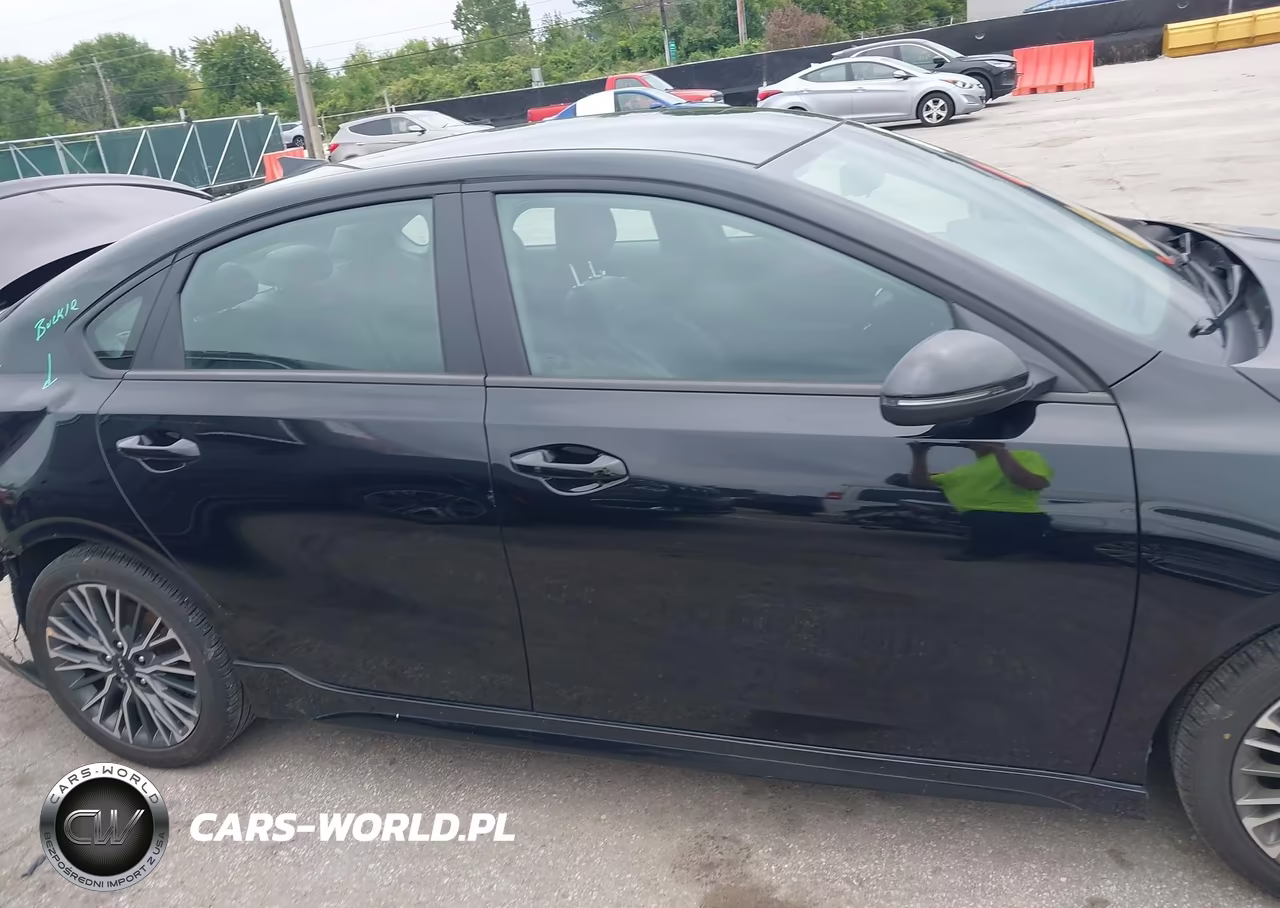 2024 Kia Forte Gt-Line VIN:3KPF54AD2RE764912 - 13
