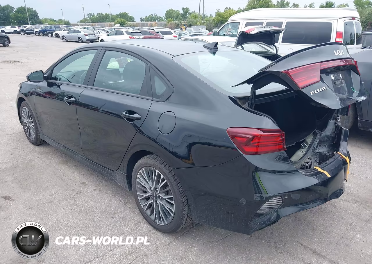 2024 Kia Forte Gt-Line VIN:3KPF54AD2RE764912 - 3