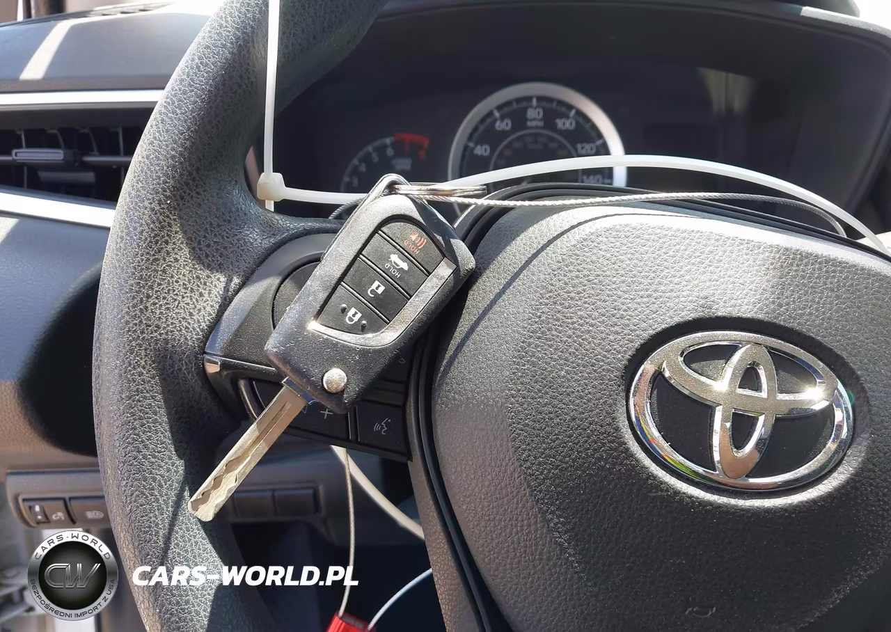 2020 Toyota Corolla Le VIN:5YFEPRAE6LP051058 - 11