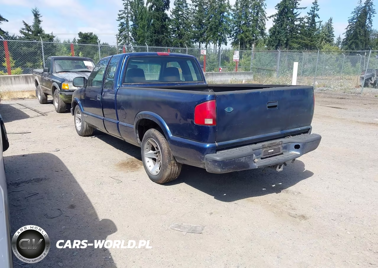2003 Chevrolet S-10 Ls VIN:1GCCS19X838239816 - 3