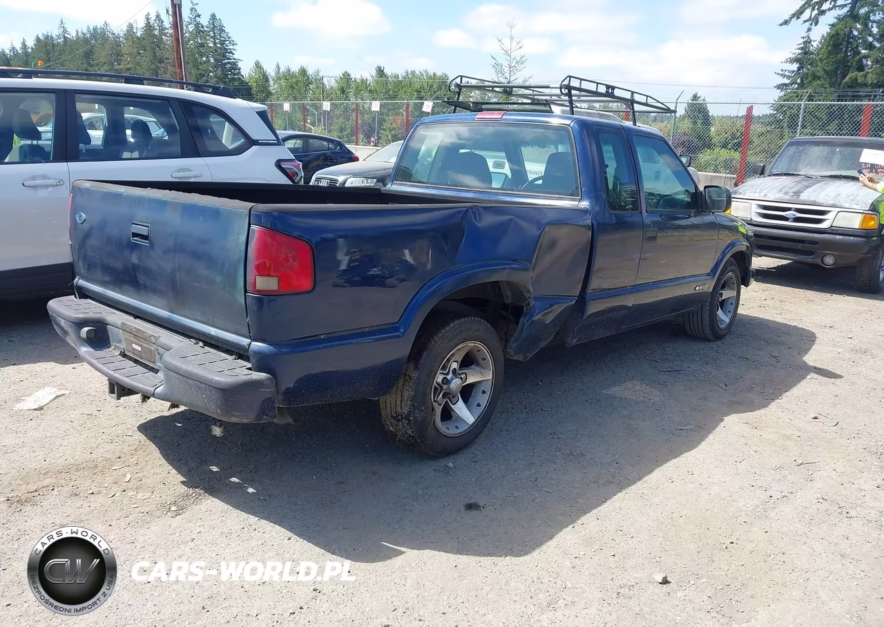 2003 Chevrolet S-10 Ls VIN:1GCCS19X838239816 - 4