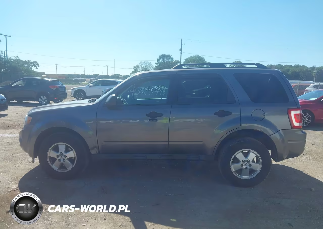 2011 Ford Escape Xlt VIN:1FMCU0D70BKB97411 - 14