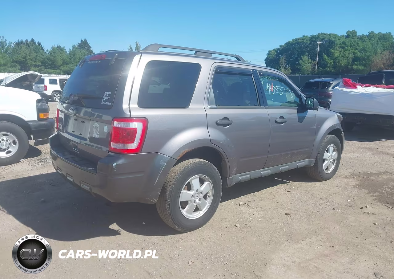 2011 Ford Escape Xlt VIN:1FMCU0D70BKB97411 - 4