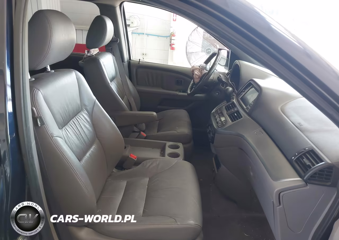 2008 Honda Odyssey Touring VIN:5FNRL38958B054538 - 5