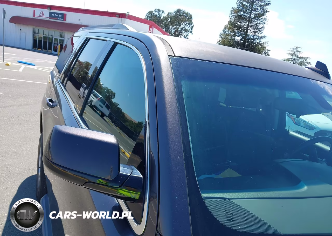 2016 Chevrolet Tahoe Ls VIN:1GNSKAEC2GR411991 - 16