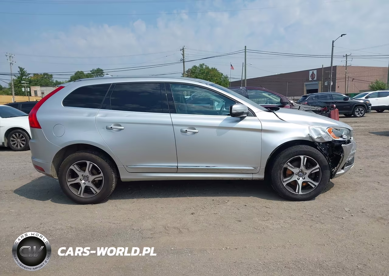 2015 Volvo Xc60 T6 Platinum VIN:YV4902RM3F2753184 - 13