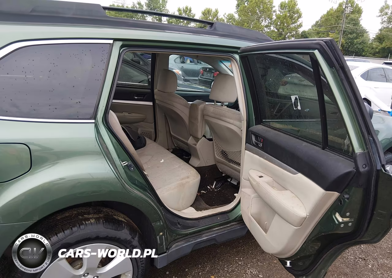 2011 Subaru Outback 2.5I Premium VIN:4S4BRCCC5B3428813 - 8