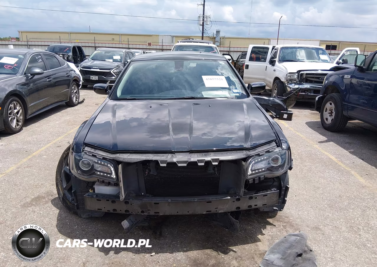 2022 Chrysler 300 Touring VIN:2C3CCAAG0NH253476 - 13