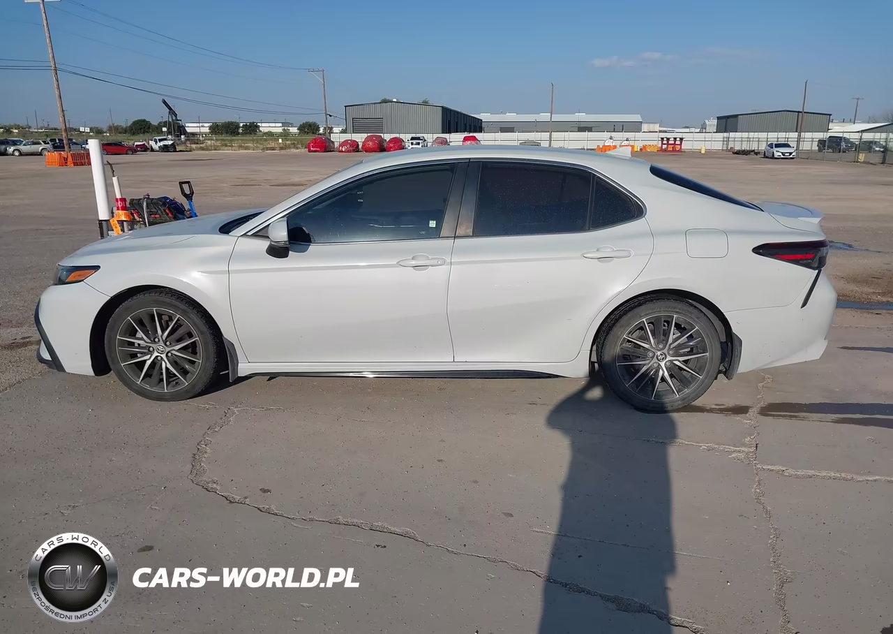2022 Toyota Camry Se VIN:4T1T11AK1NU067119 - 14