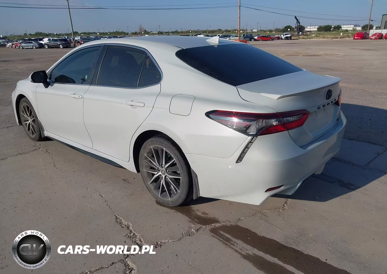 2022 Toyota Camry Se VIN:4T1T11AK1NU067119 - 3