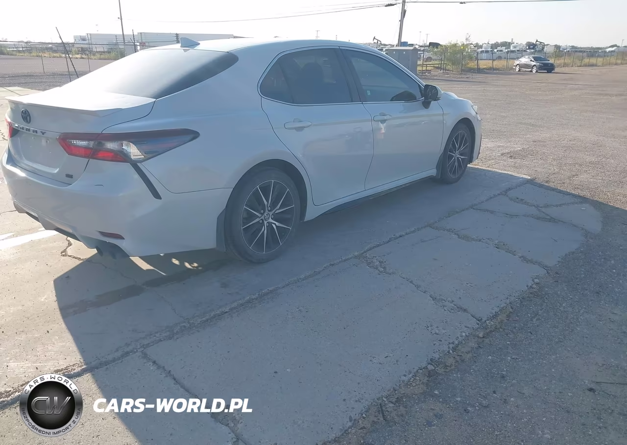 2022 Toyota Camry Se VIN:4T1T11AK1NU067119 - 4