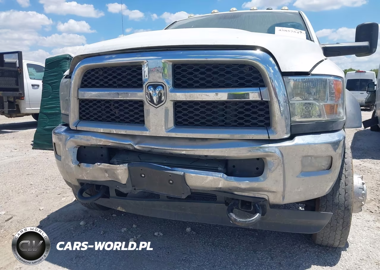 2018 Ram 4500 Chassis Tradesman-Slt-Laramie VIN:3C7WRLEL7JG157755 - 11