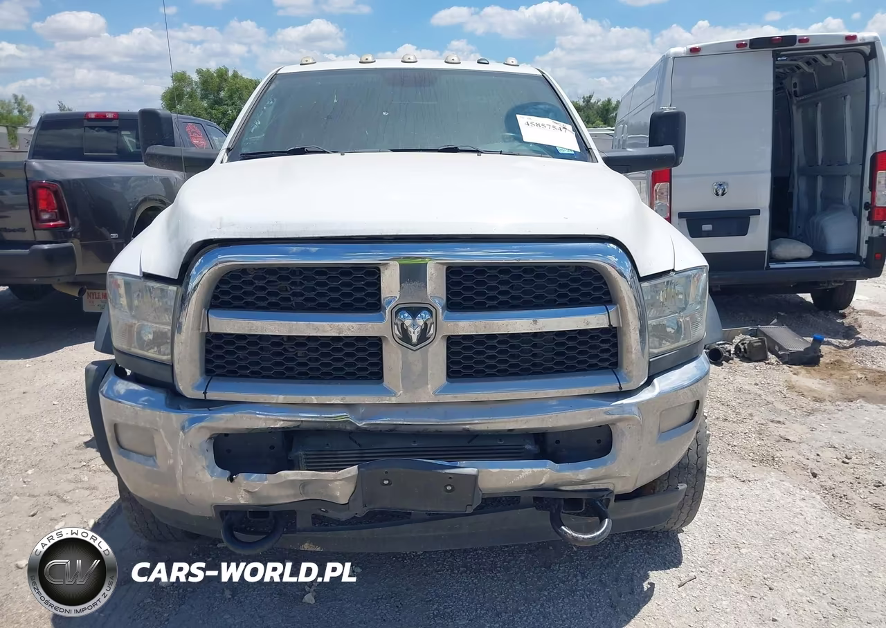 2018 Ram 4500 Chassis Tradesman-Slt-Laramie VIN:3C7WRLEL7JG157755 - 15