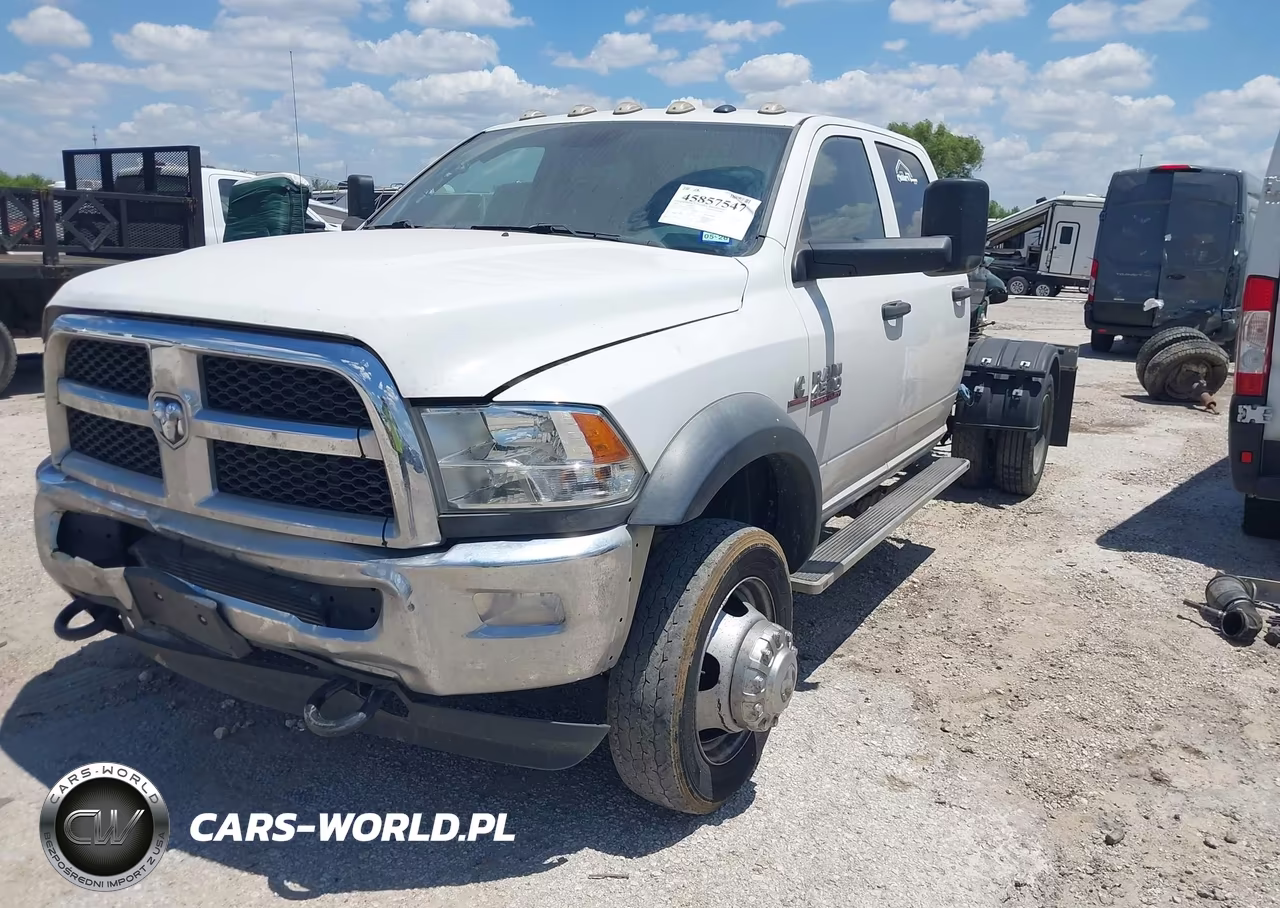 2018 Ram 4500 Chassis Tradesman-Slt-Laramie VIN:3C7WRLEL7JG157755 - 2