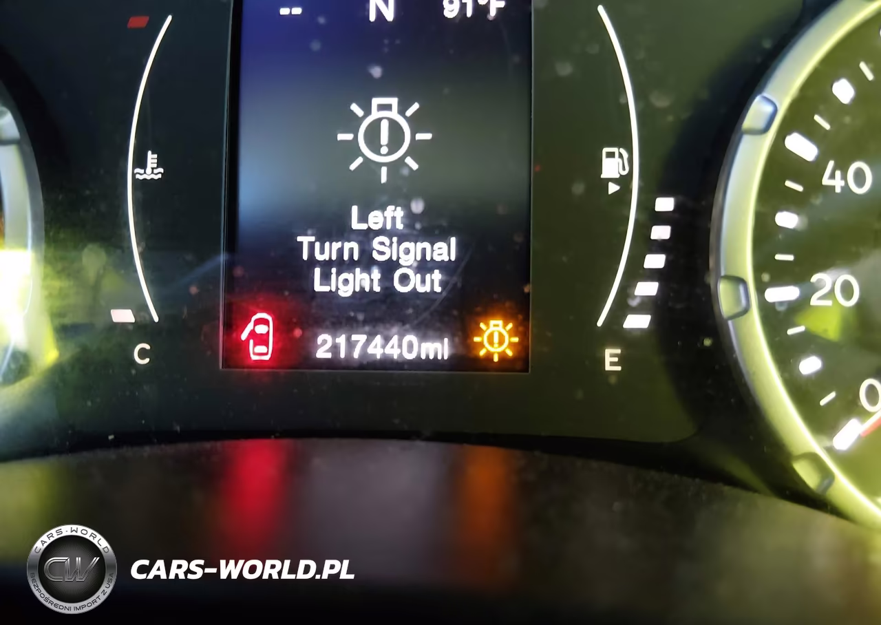 2015 Jeep Renegade Latitude VIN:ZACCJABT2FPB25026 - 15