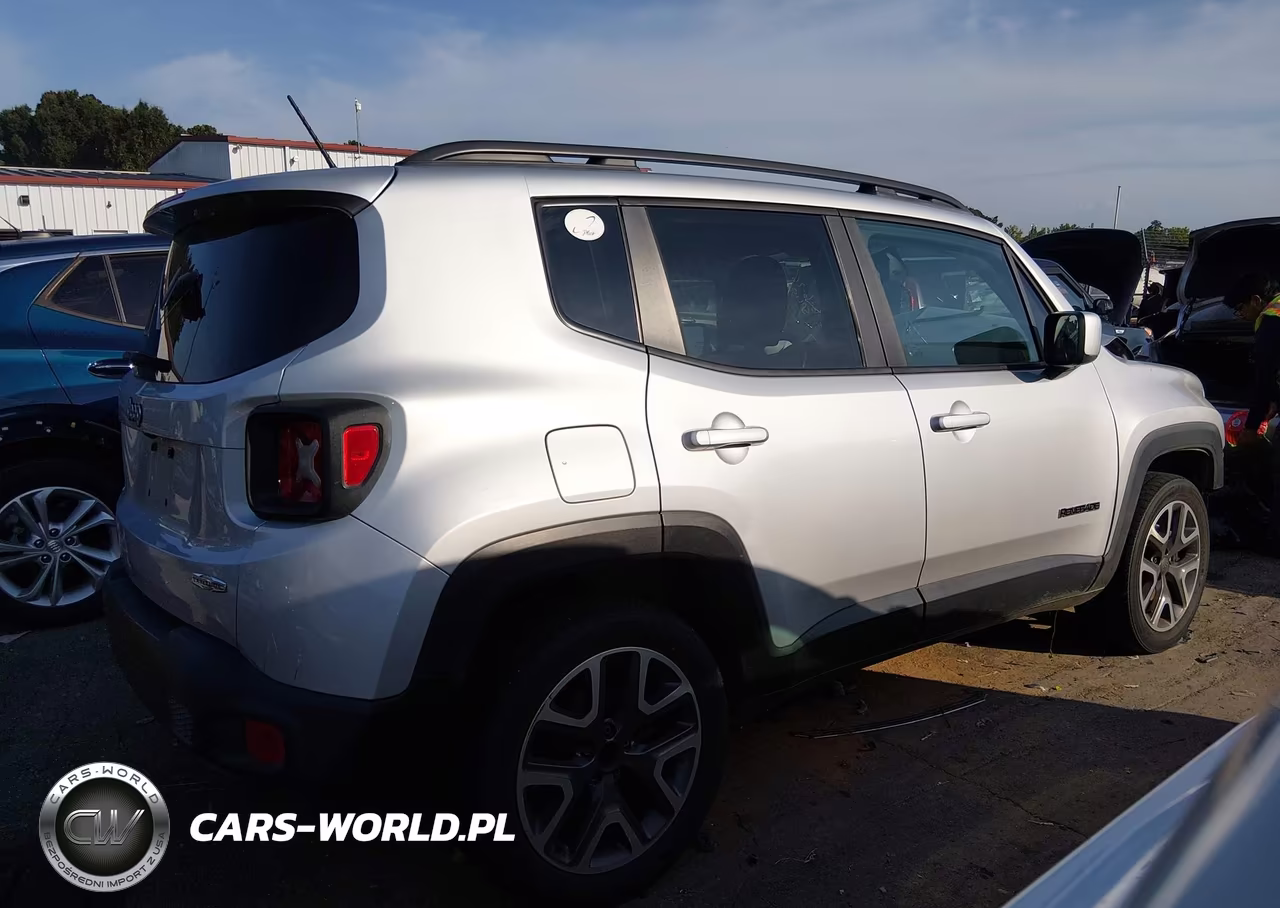 2015 Jeep Renegade Latitude VIN:ZACCJABT2FPB25026 - 4