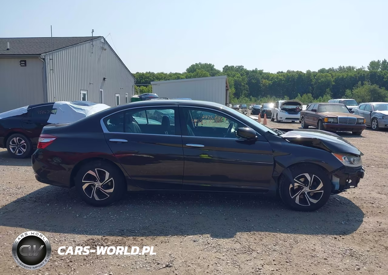 2017 Honda Accord Lx VIN:1HGCR2F36HA062381 - 14